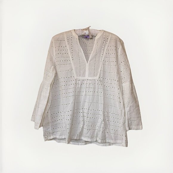 LOFT White Eyelet Top Size Medium V Neck Long Bell Sleeves Lightweight - Picture 1 of 5